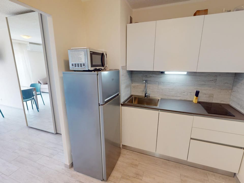 Studio climatisé au calme, proche mer et commerces - FR-1-196-341 Apartment in Menton