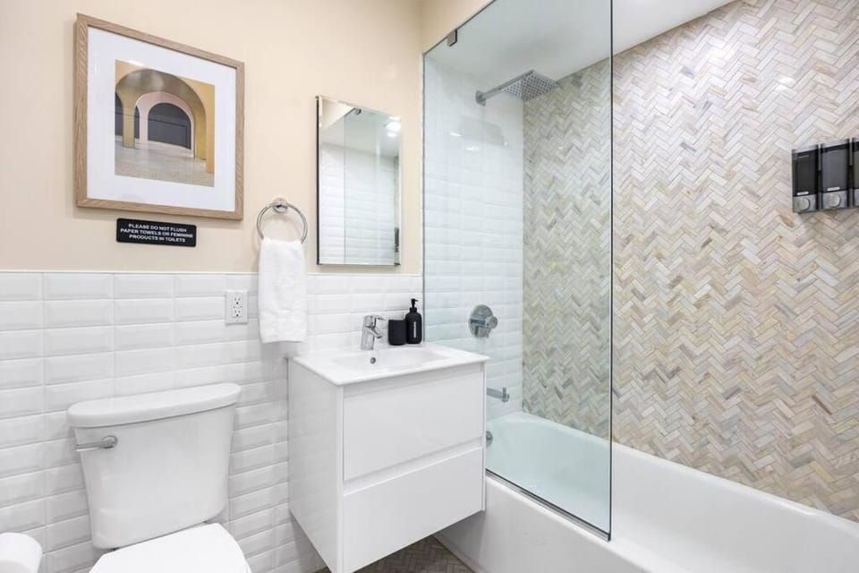 SWJ 4th and 5th - Save on 2Day+ Stays_Duplex Apartment in Harlem