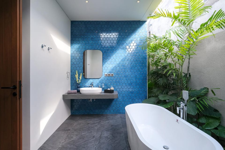 Bathroom, Bath