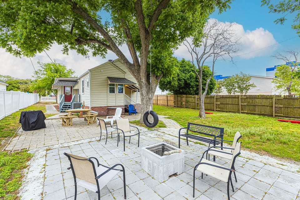 Property building, Patio