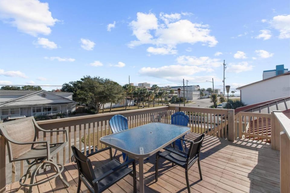 Patio, View (from property/room), Balcony/Terrace, Seating area, Dining area