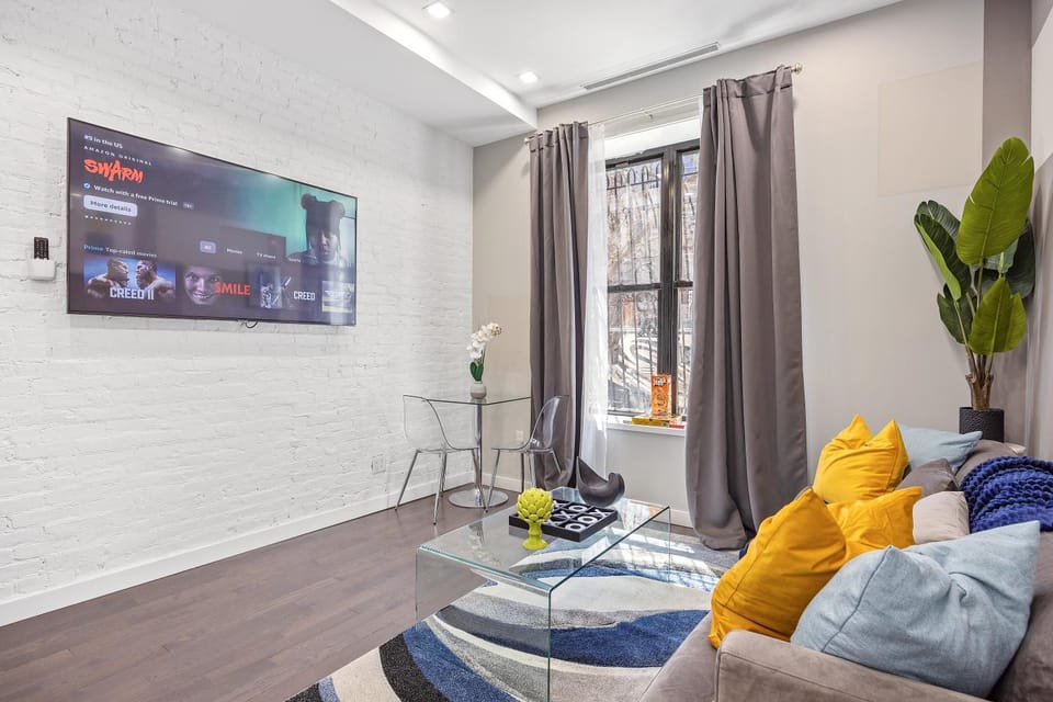 SWJ Whole Bldg - Largest Place in NYC_21 Beds_6 apts Apartment in Harlem