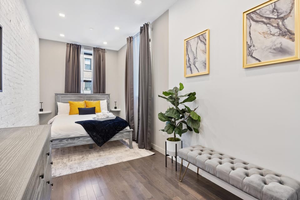 SWJ Whole Bldg - Largest Place in NYC_21 Beds_6 apts Apartment in Harlem