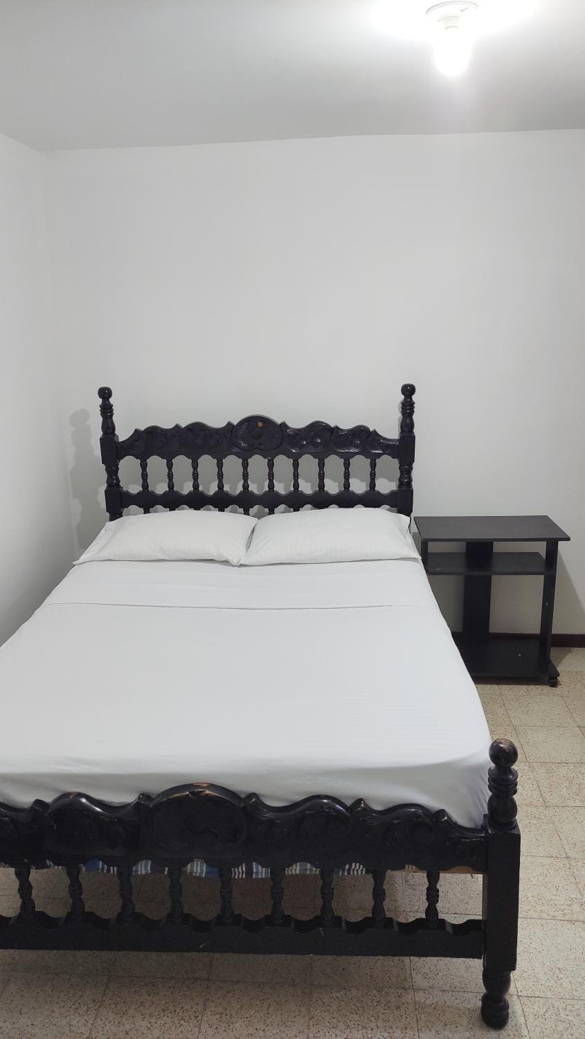 Habitación, con baño privado #7 Vacation rental in Medellin
