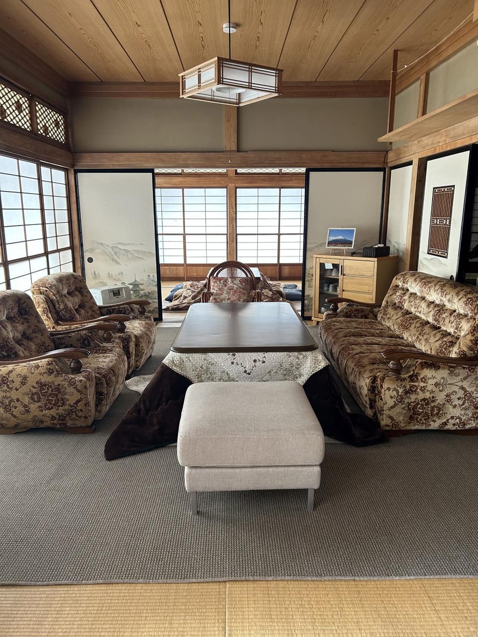 Photo of the whole room