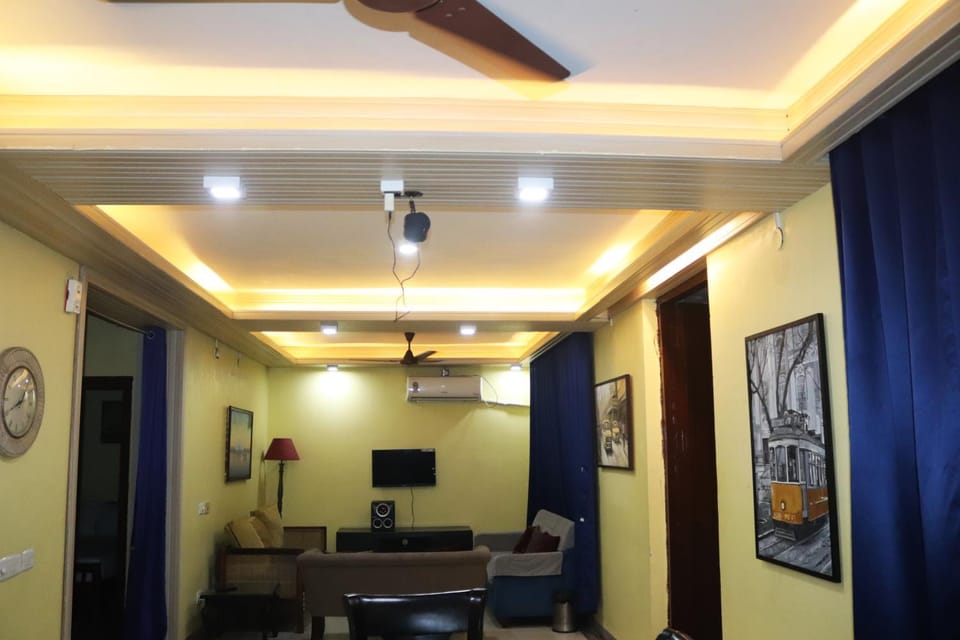 Luxury Villa Large Private Pool House in West Bengal