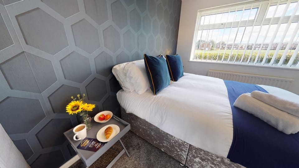Bed, Bedroom