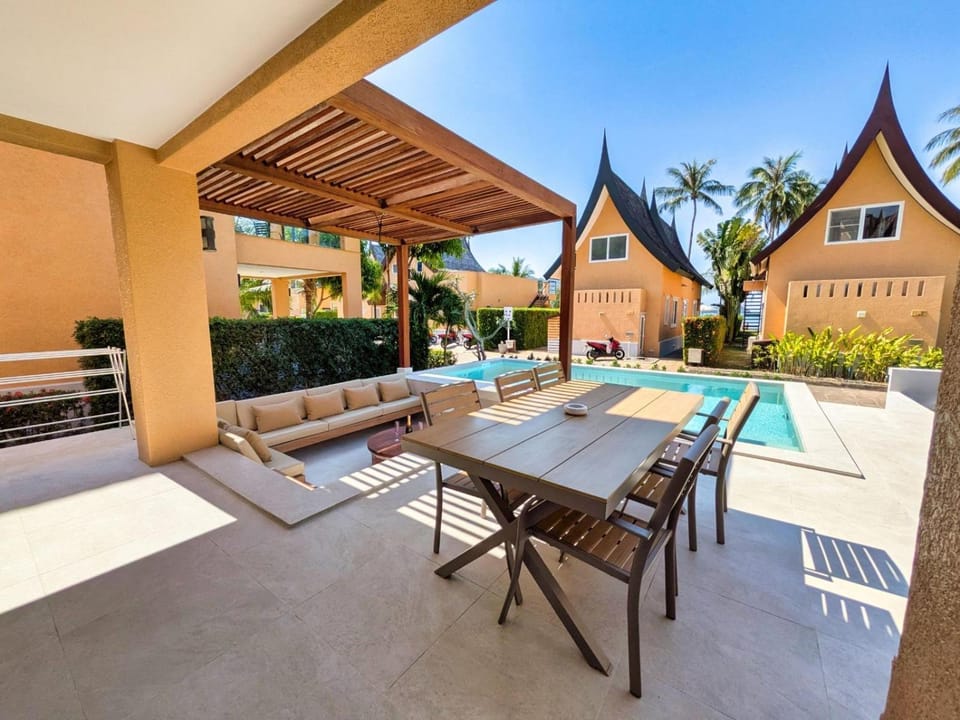 Patio, Balcony/Terrace, Balcony/Terrace