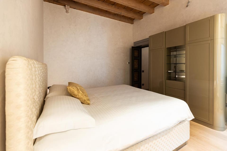 Bed, Bedroom, wardrobe