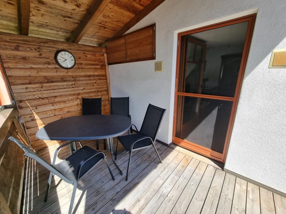 Balcony/Terrace, Seating area