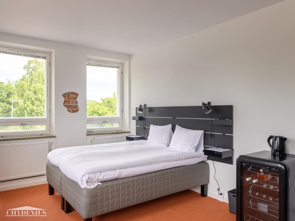 Bed, Decorative detail, Bedroom