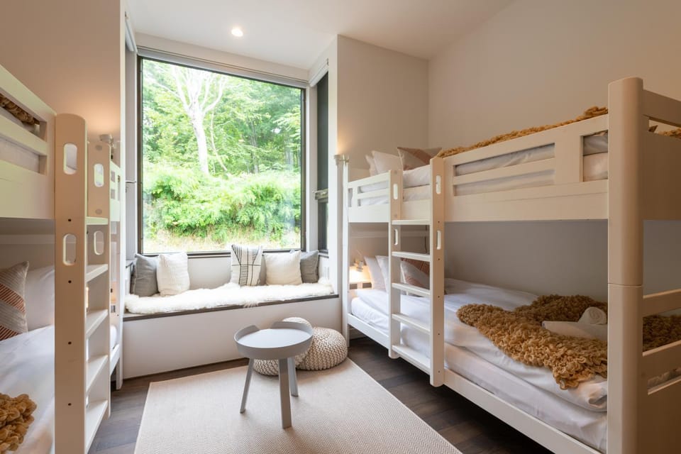 Bed, Bedroom, bunk bed