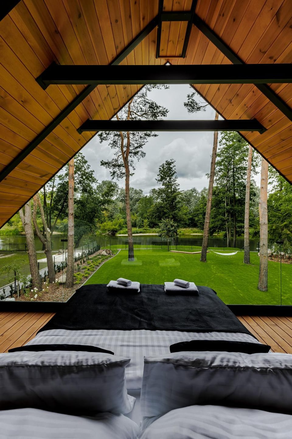 Bed, Natural landscape, Garden, Balcony/Terrace, Bedroom, Garden view