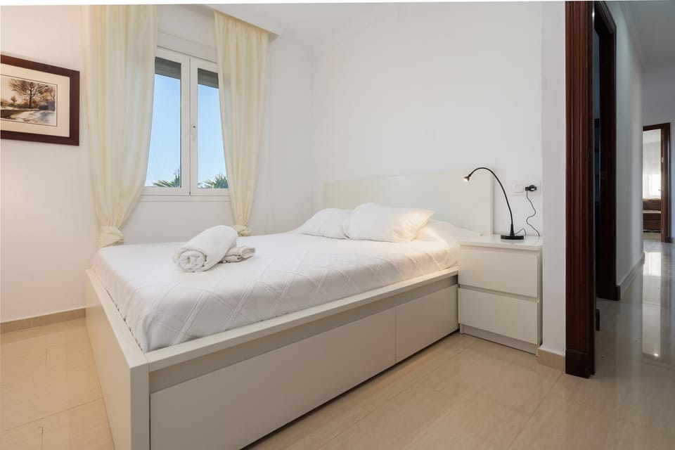 Apartoyou - Chalet & Pool Chalet in El Puerto de Santa María