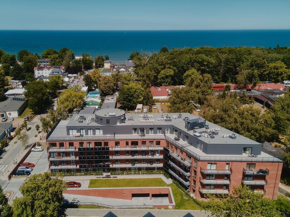 Property building, Neighbourhood, Bird's eye view, Sea view, Location, Parking