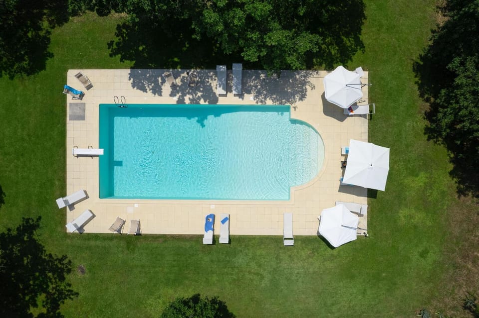 Bird's eye view, Swimming pool