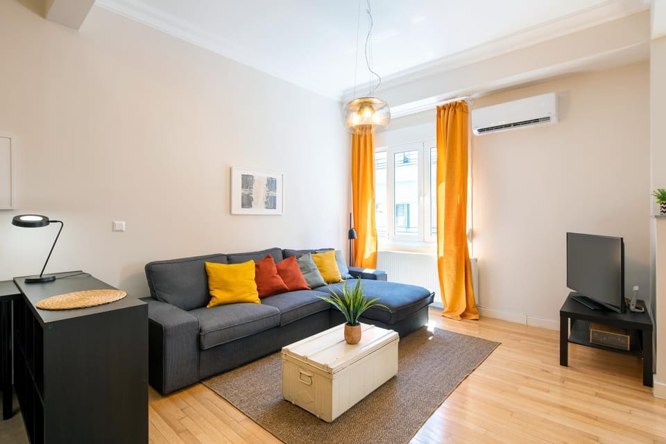 Spark 2-Bedroom Apartment in Athens Apartment in Athens