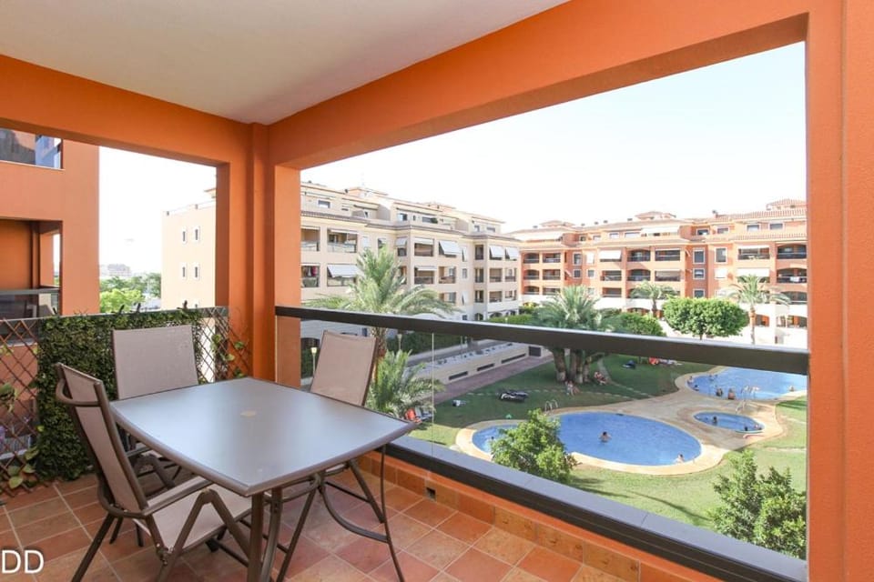 Balcony/Terrace, Pool view