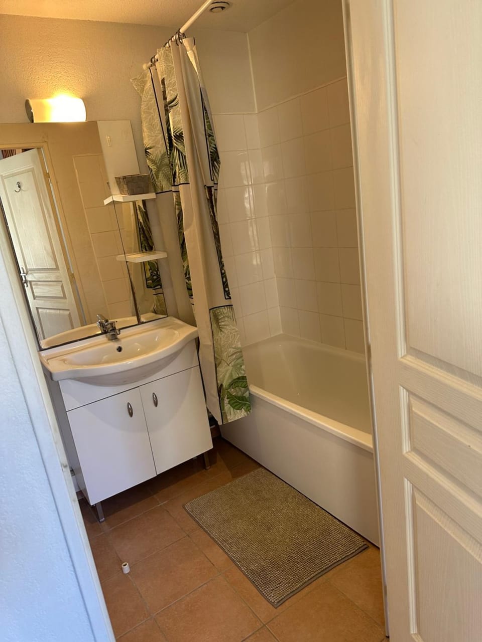 Maison vacances climatisée à 20 minutes de la mer Apartment in Occitanie