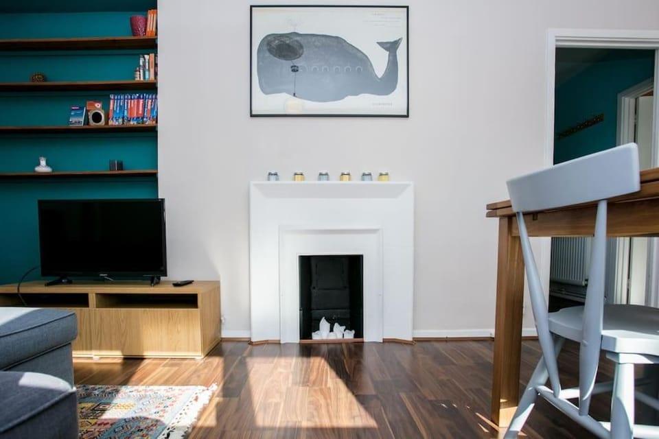 Lovely 1 Bedroom Apartment w/ Balcony in Dalston Apartment in London Borough of Islington