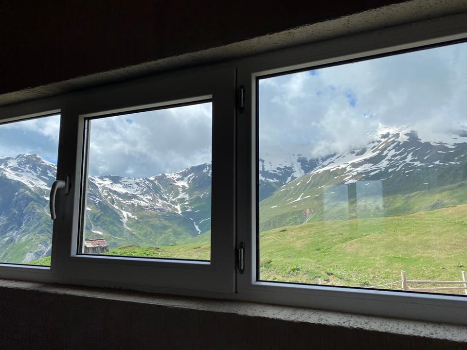 სასტუმრო ქორულდი / Hotel Koruldi Hostel in Georgia