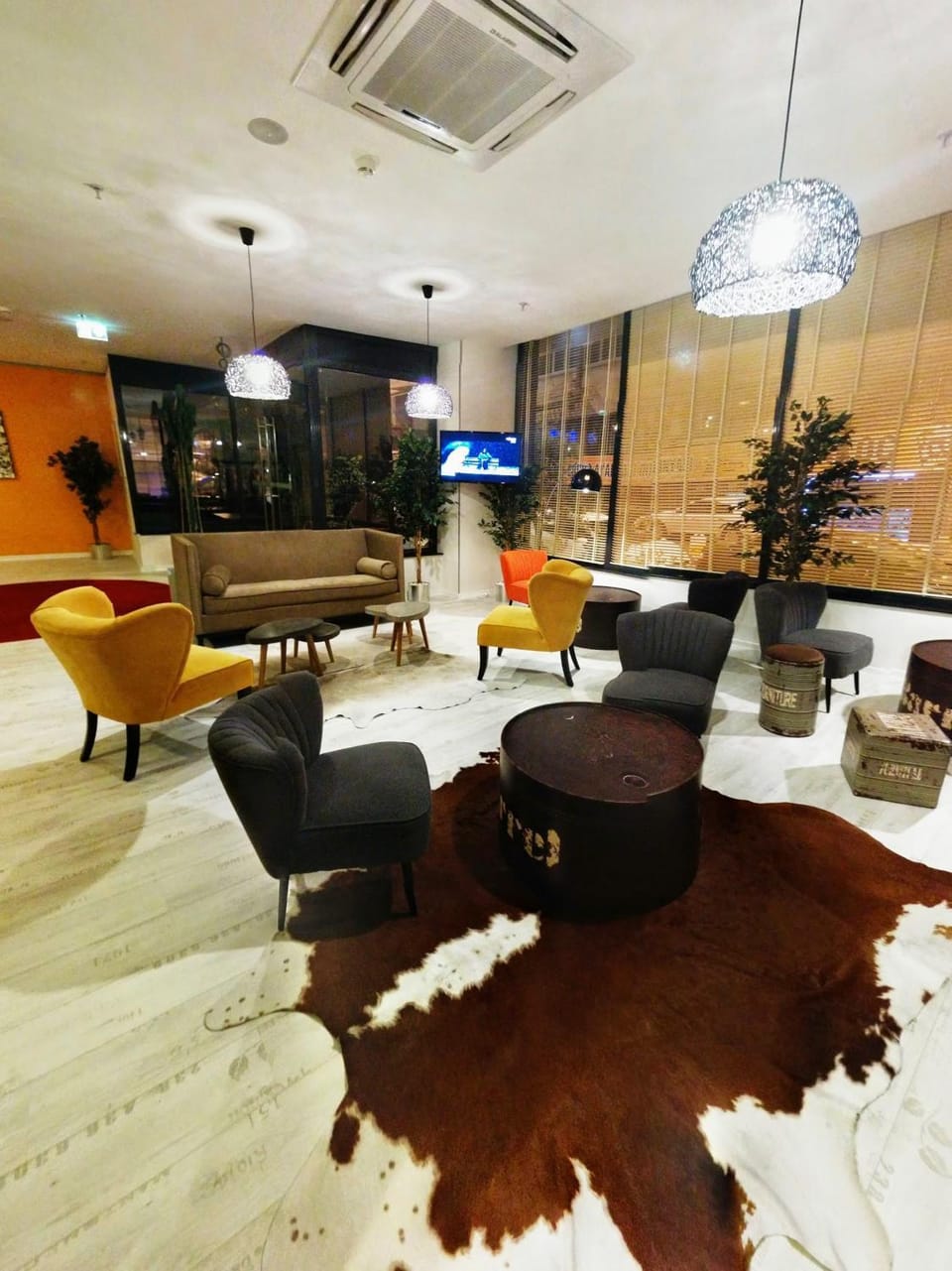 Facade/entrance, TV and multimedia, Coffee/tea facilities