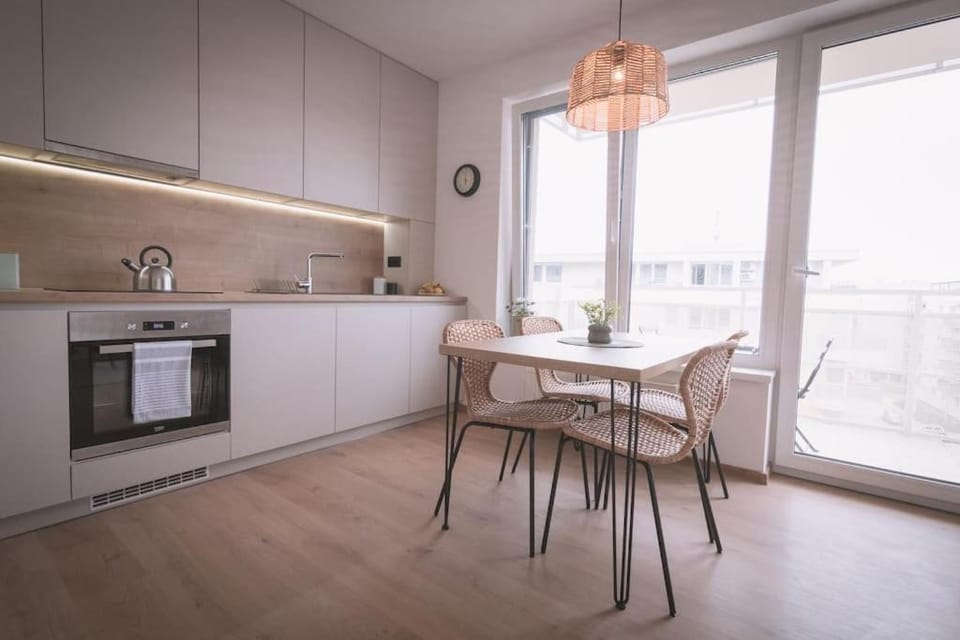 Nový štýlový byt, blízko letiska Apartment in Bratislava