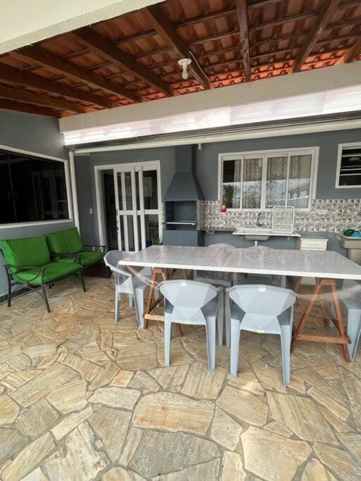 BBQ facilities, Balcony/Terrace, Dining area