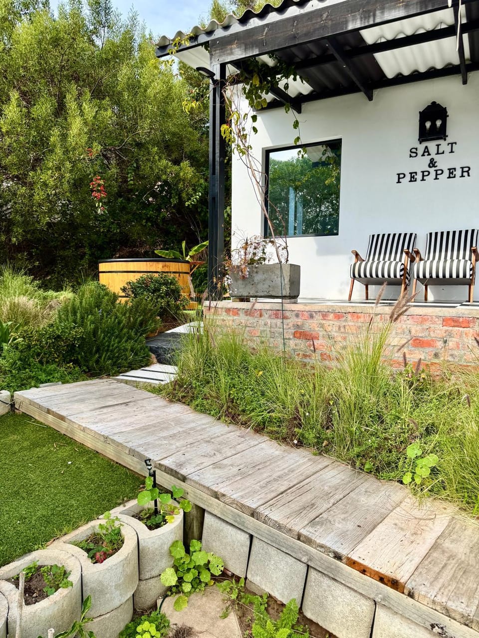 Salt & Pepper Apartment in Western Cape