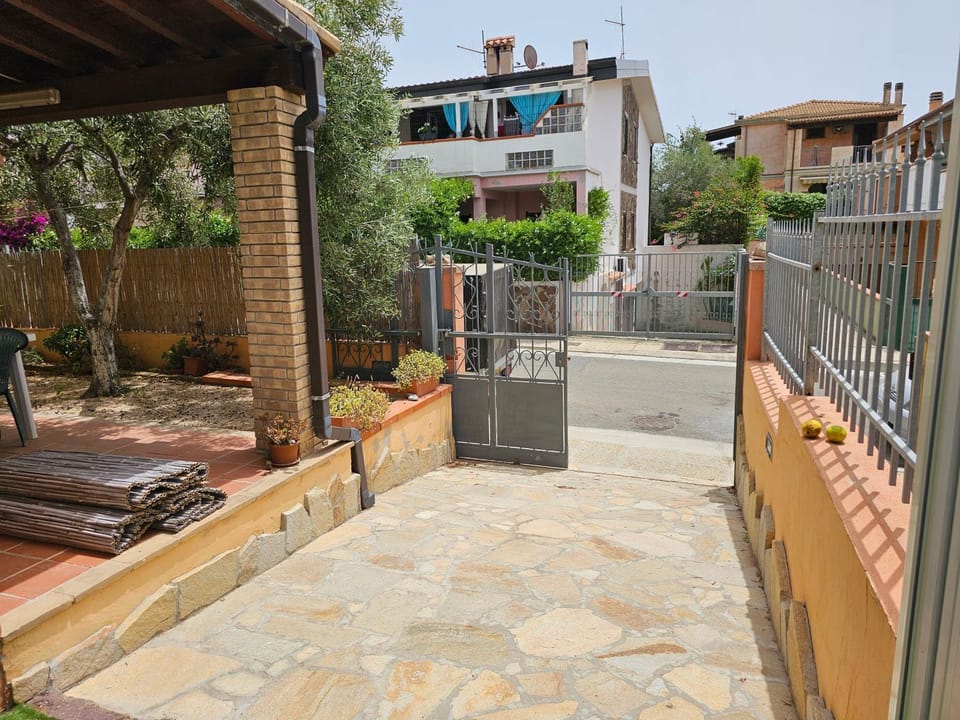 Sardinia Holiday e Services srls Nievo Apartment in Sardinia