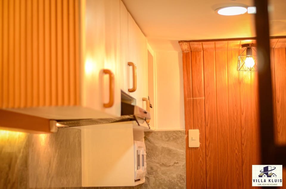 Tagaytay Cozy Staycation in Villa Kluis Pine Suite Hotel in Tagaytay