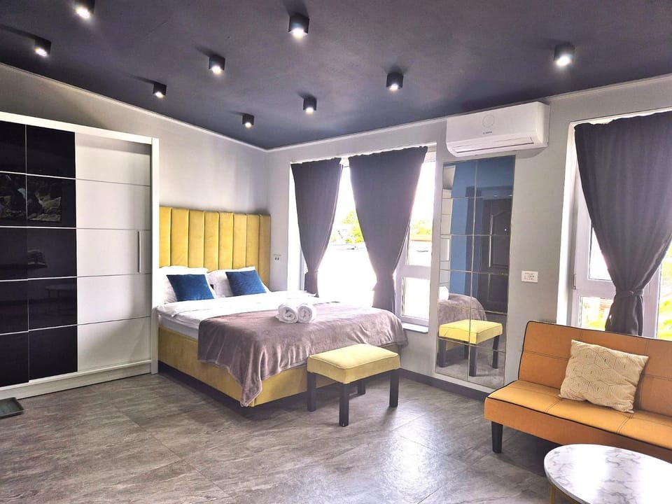 Mogosoaia High Living Penthouse Apartment in Bucharest