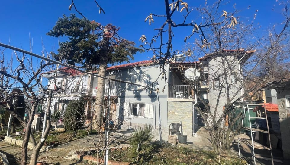 Property building, Spring, Day