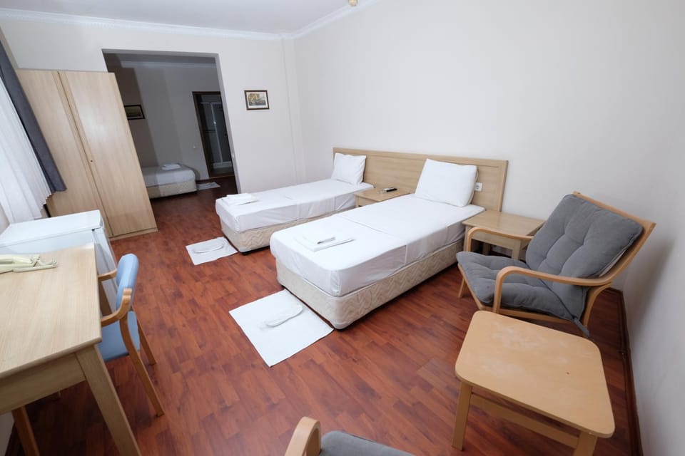 Unit1 Guest House Bed and Breakfast in Johannesburg