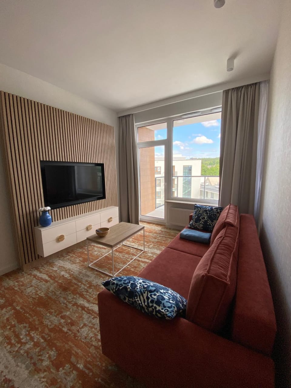 Communal lounge/ TV room, TV and multimedia, Living room, Seating area, Evening entertainment