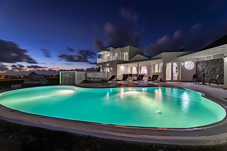 Night, Swimming pool