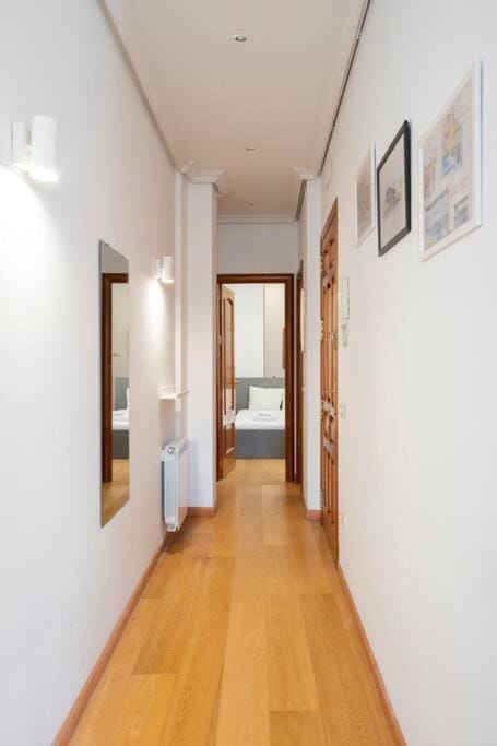 Flat in Barrio de las Letras / Cervantes20 Apartment in Centro
