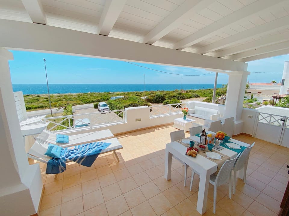 View (from property/room), Balcony/Terrace, Sea view