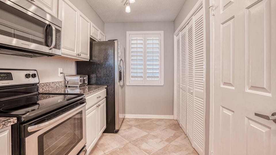 Hidden Dunes Gulfside 502 - Gulf front and updated House in Miramar Beach