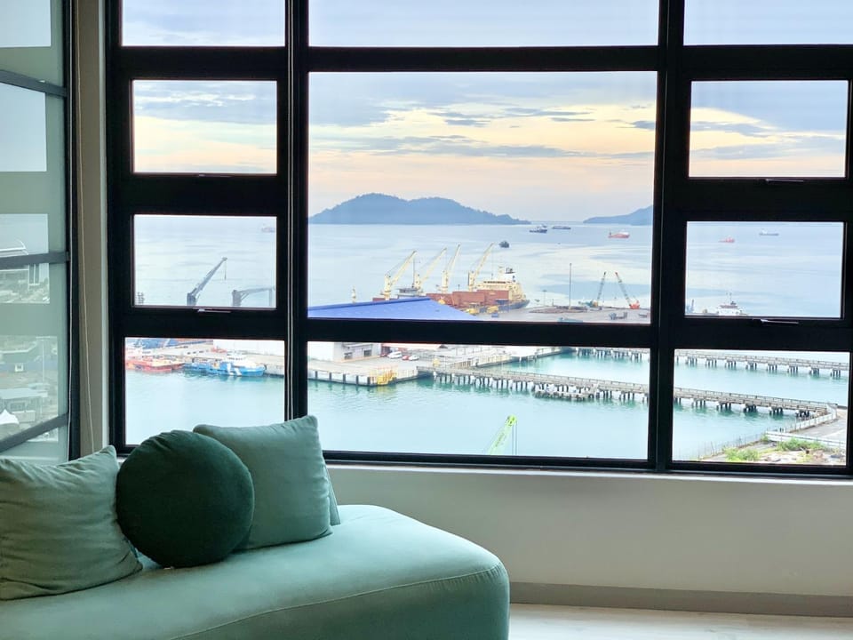 Living room, Sea view