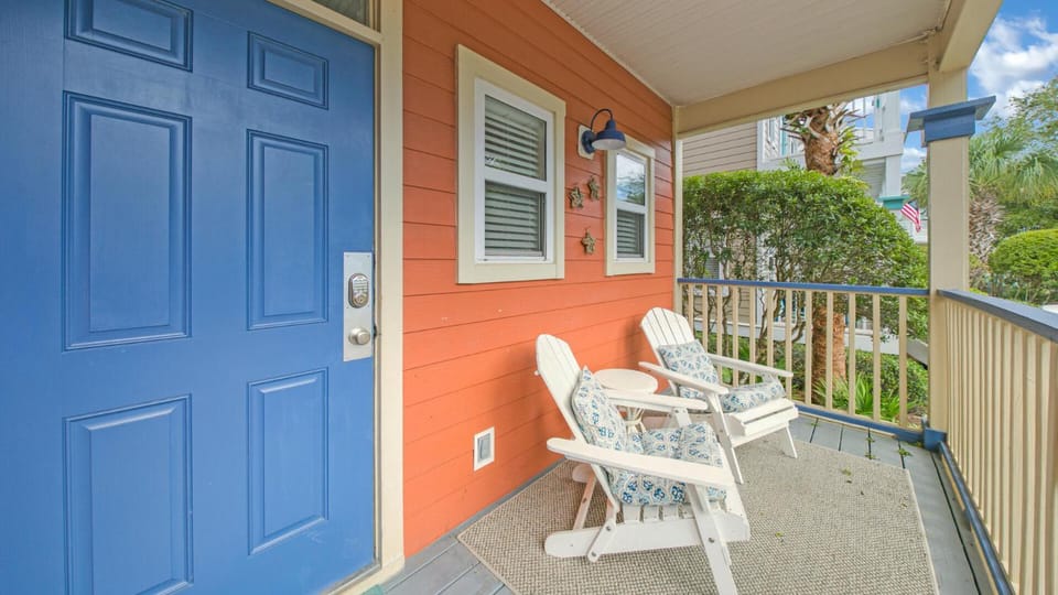 Stars Hollow Cottage - 3 bedrooms sleeps 10 House in South Walton County