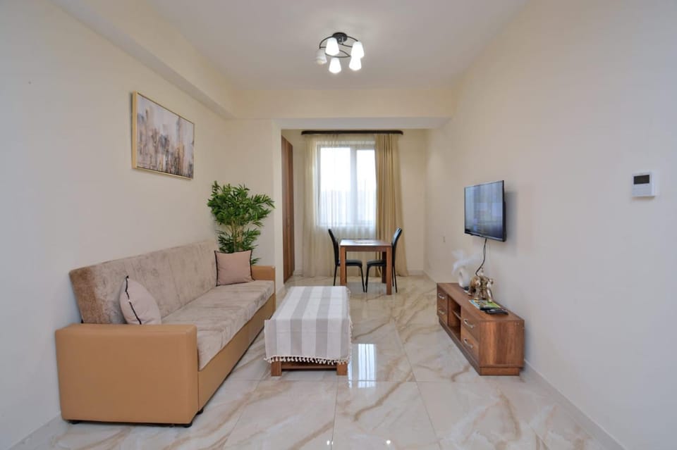 TV and multimedia, Living room, Photo of the whole room, Seating area