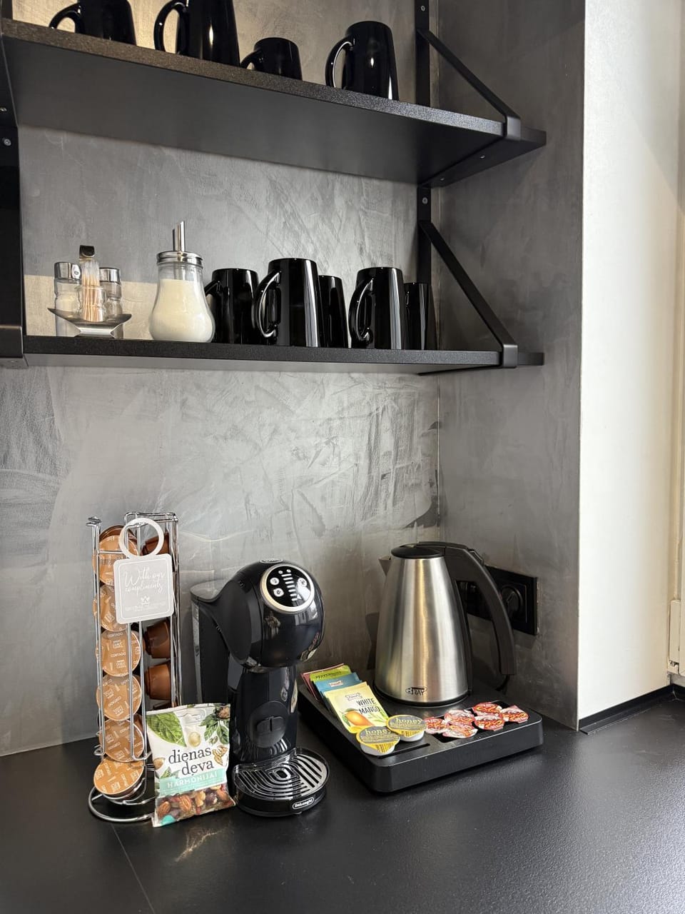 BRIVIBAS RESIDENCE - STONES, free PRIVATE parking, free WIFI, self check-in Apartment in Riga