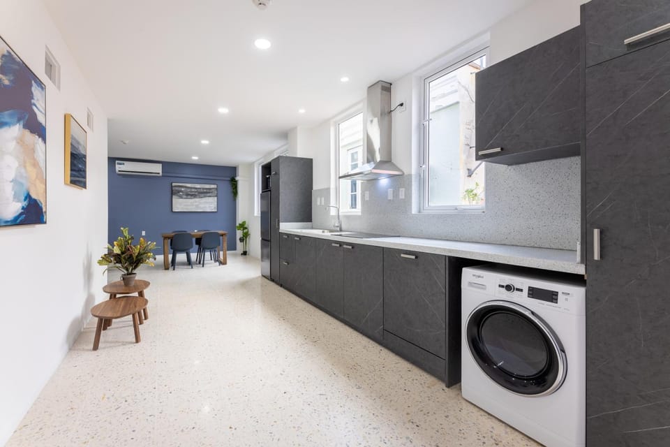 Kitchen or kitchenette, oven, stove