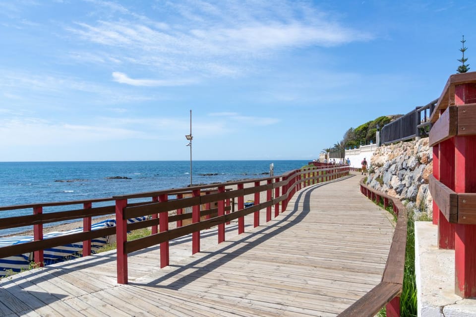 Beach, Hiking
