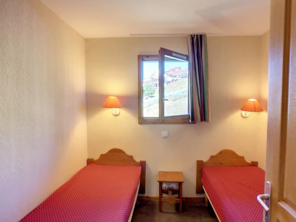 Agréable 2 pièces, 4 pers, expo sud, Les Bruyères - FR-1-178-376 Apartment in Les Allues