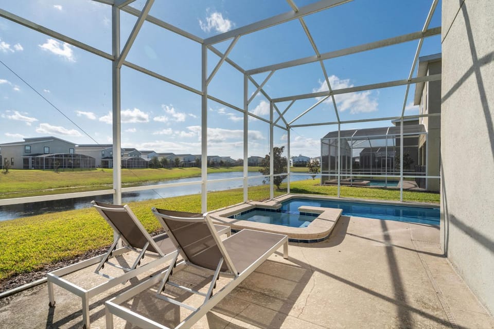 Chic 5Bed Home close to Disney parks House in Four Corners