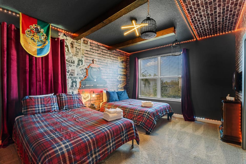 Chic 5Bed Home close to Disney parks House in Four Corners