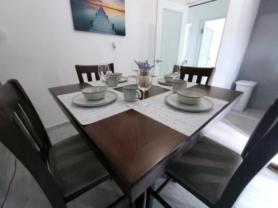 Urban Lodgings Two @ Roosevelt 457 Apartment in San Juan