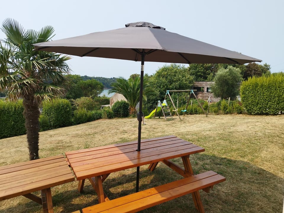 Maison 12 pers Douarnenez kerlaz 2 étoiles Atout France House in Douarnenez